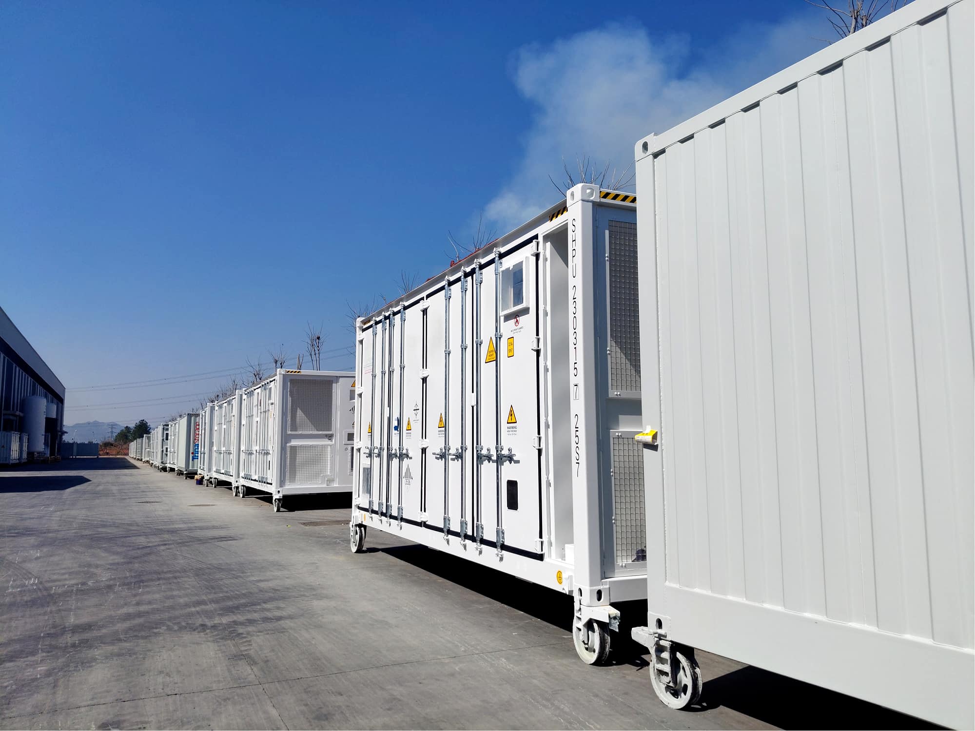 Envision dévoile un système de stockage d'énergie par batterie (BESS) de 12,5 MWh et lance la production de cellules de 790 Ah.